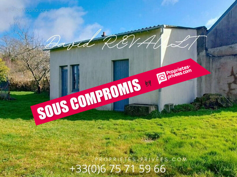 Maison à LA TRINITE-SURZUR
