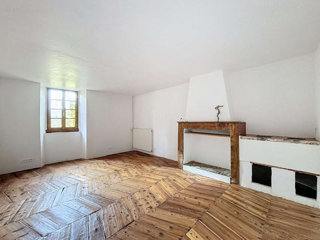 Maison à JAUSIERS
