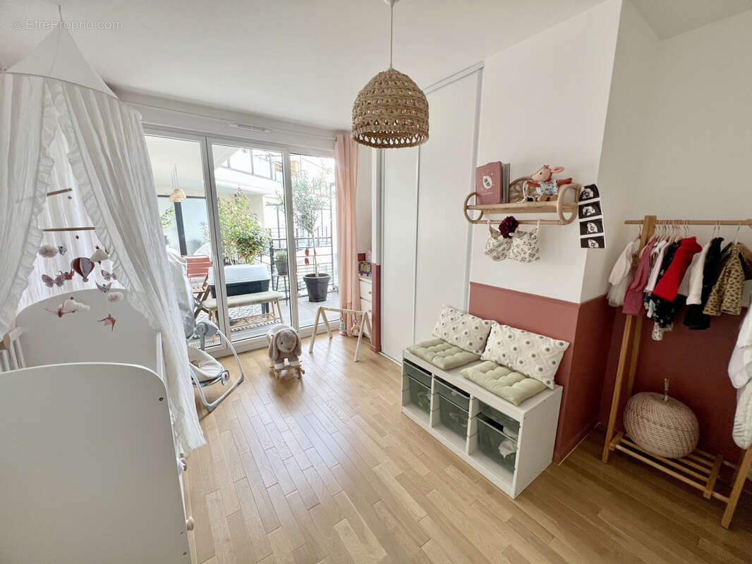 Appartement à SAINT-MAUR-DES-FOSSES