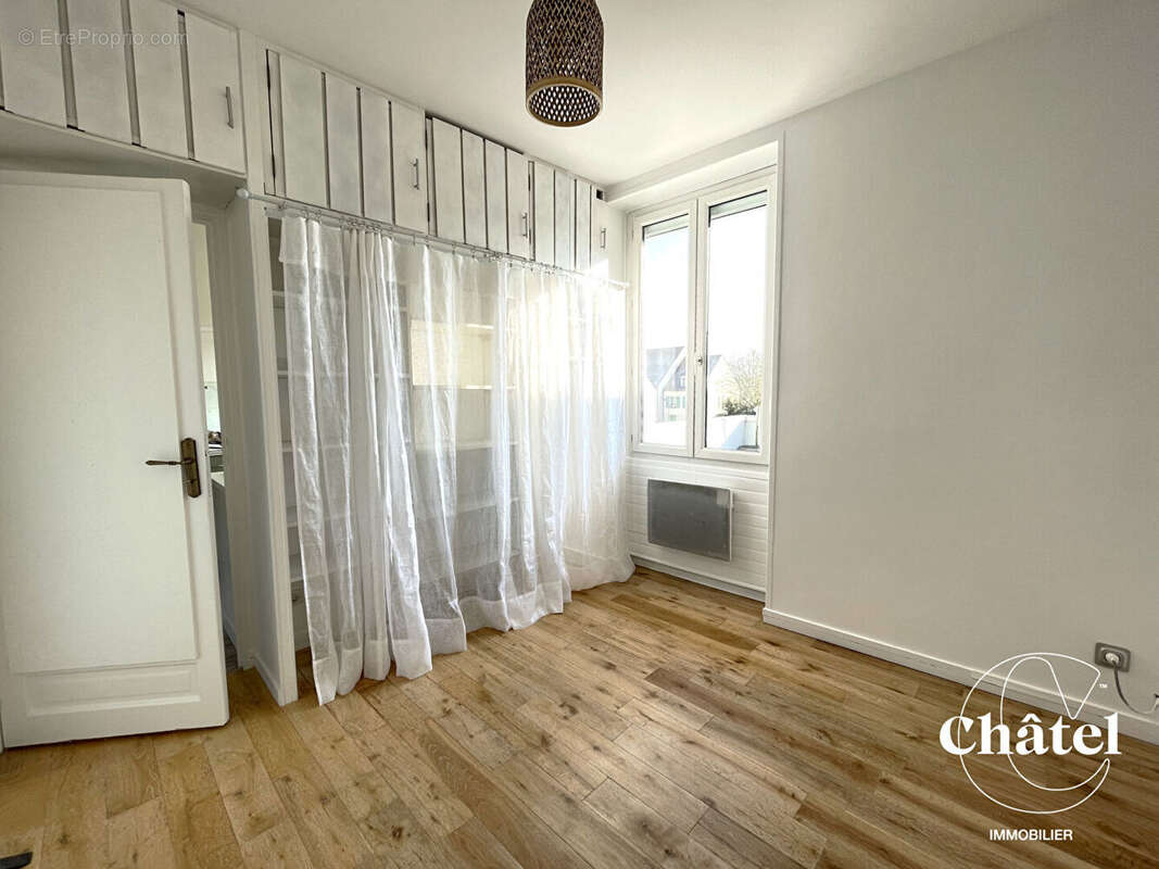 Appartement à LA CHAPELLE-EN-SERVAL
