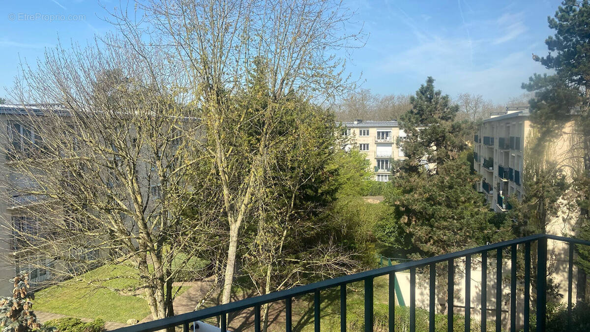 Appartement à MAISONS-LAFFITTE