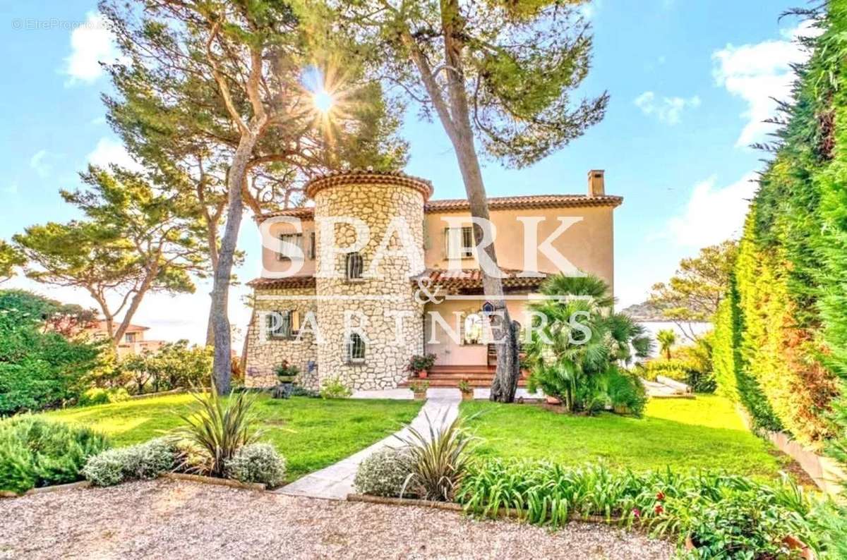 Maison à ANTIBES