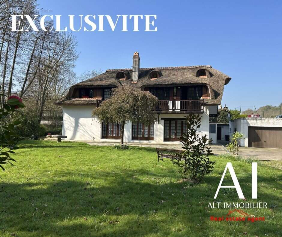 Maison à PONT-D&#039;OUILLY
