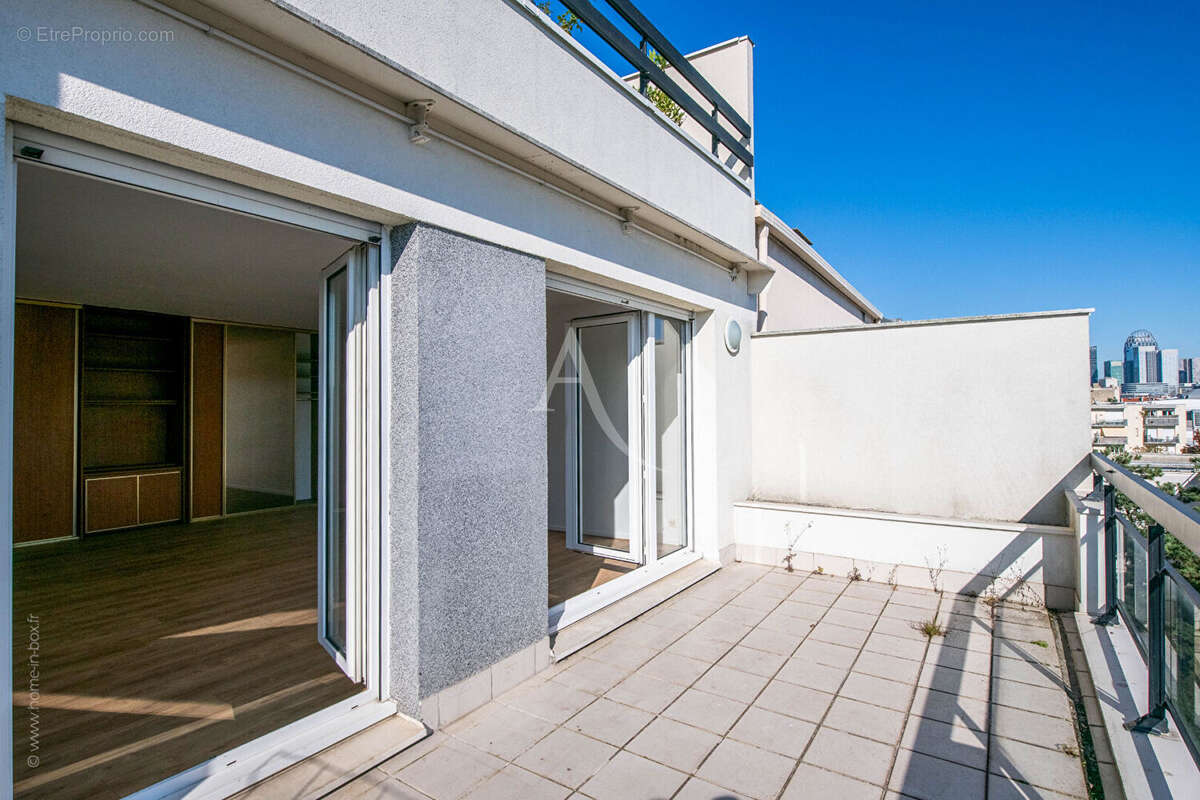 Appartement à SURESNES