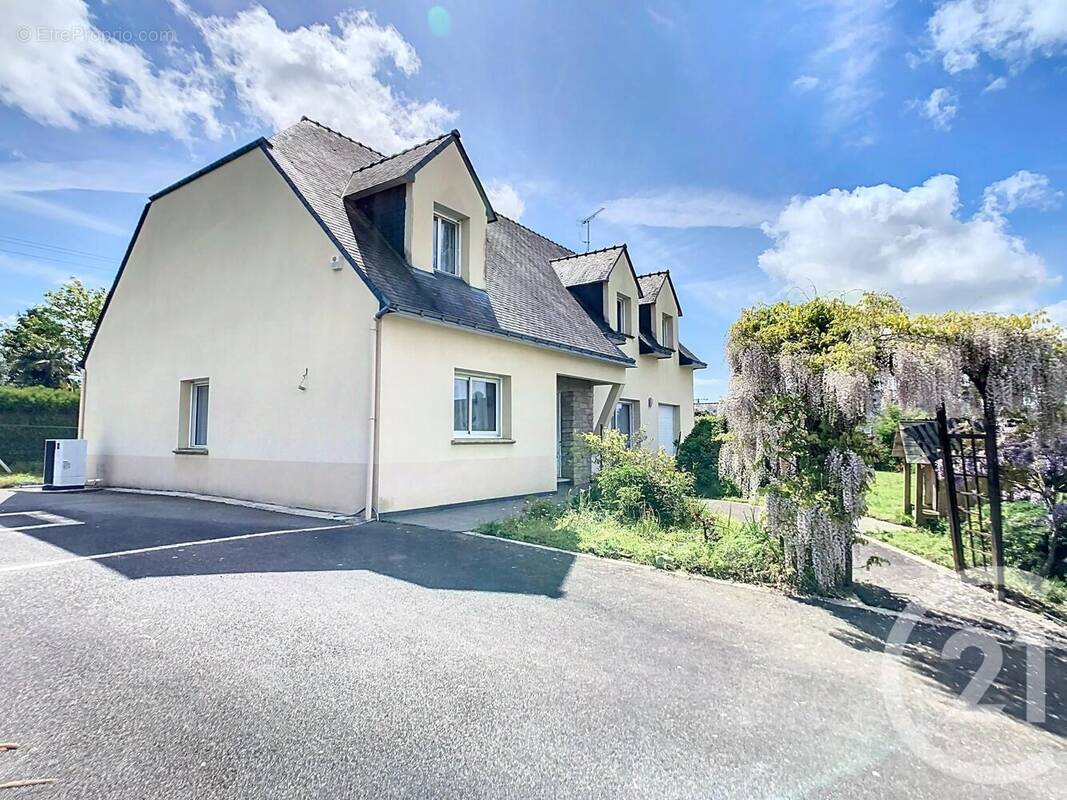 Maison à NIVILLAC