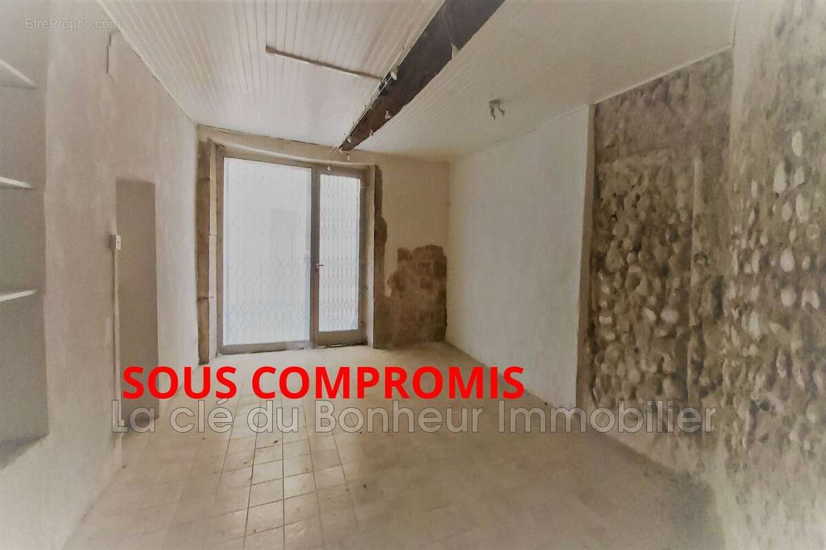 Commerce à RIEZ
