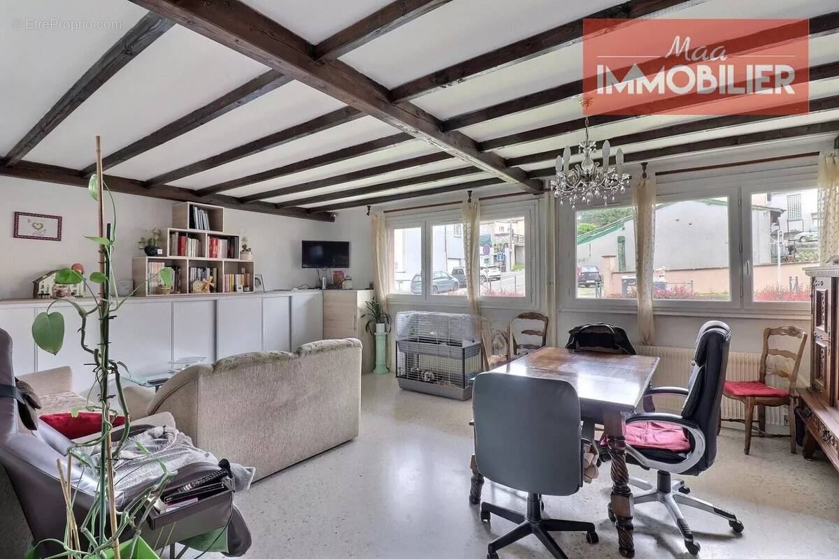 Appartement à LA RICAMARIE