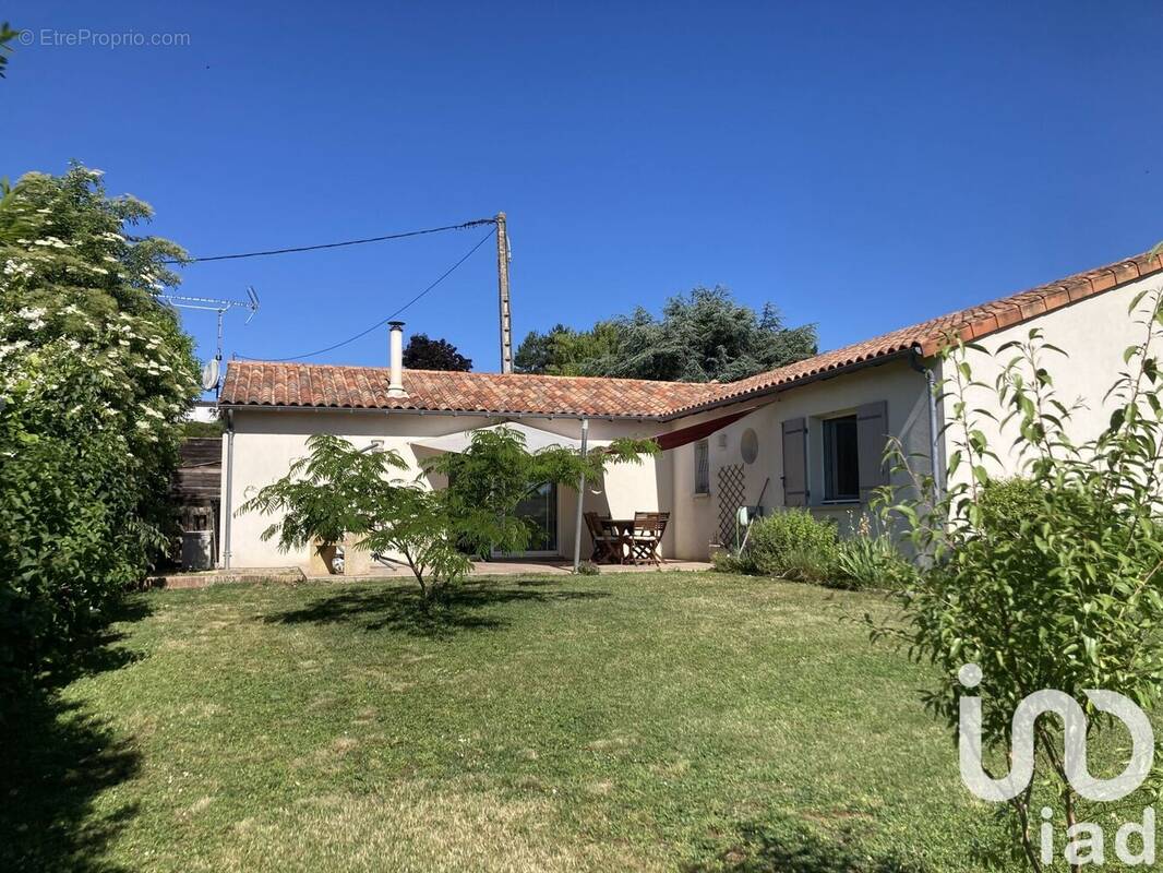 Photo 1 - Maison à JAUNAY-CLAN