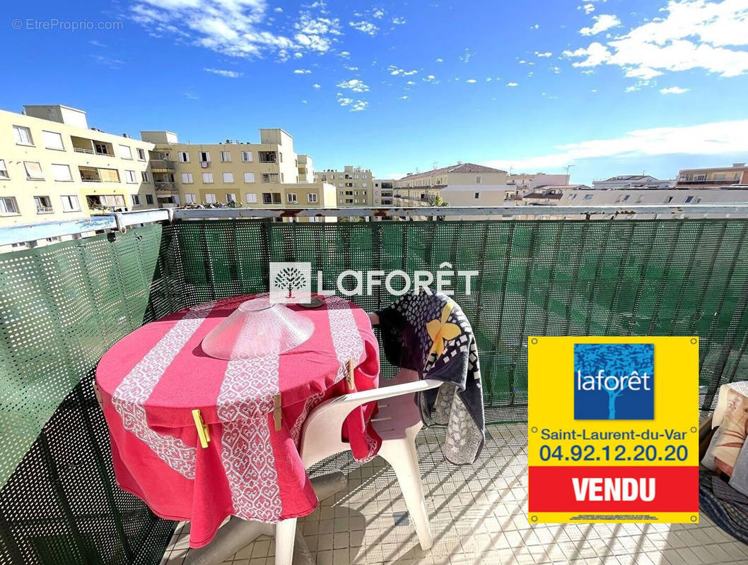 Appartement à SAINT-LAURENT-DU-VAR