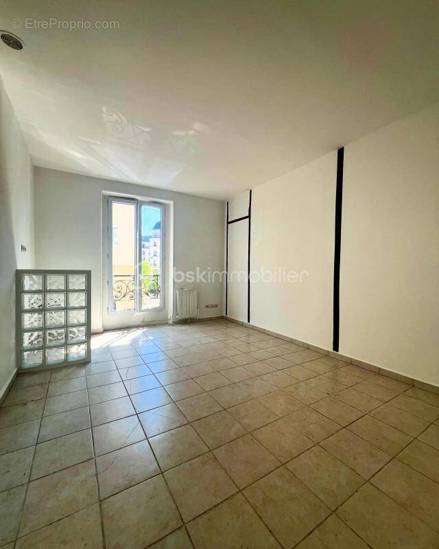 Appartement à PARIS-5E