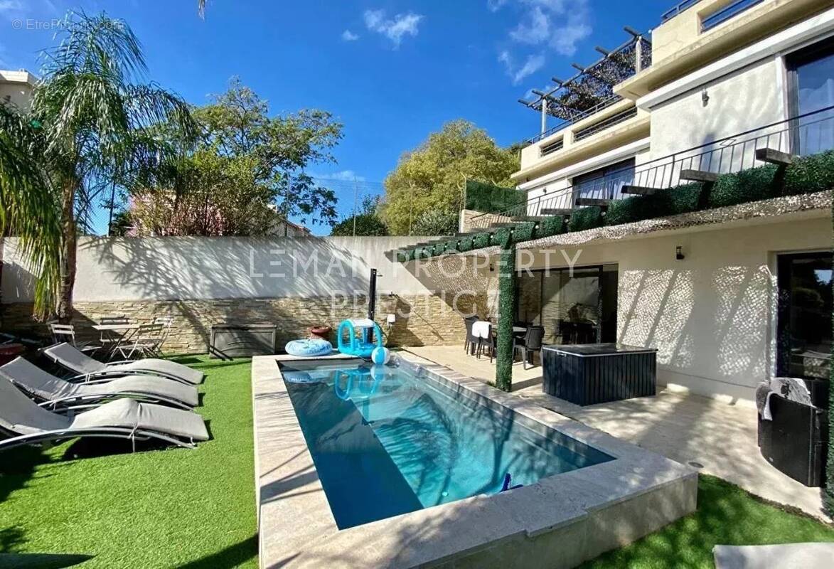 Maison à CANNES