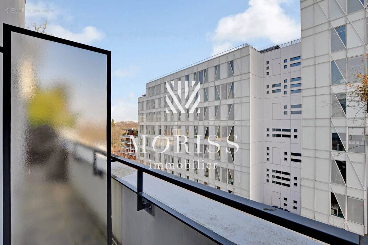 Appartement à ISSY-LES-MOULINEAUX
