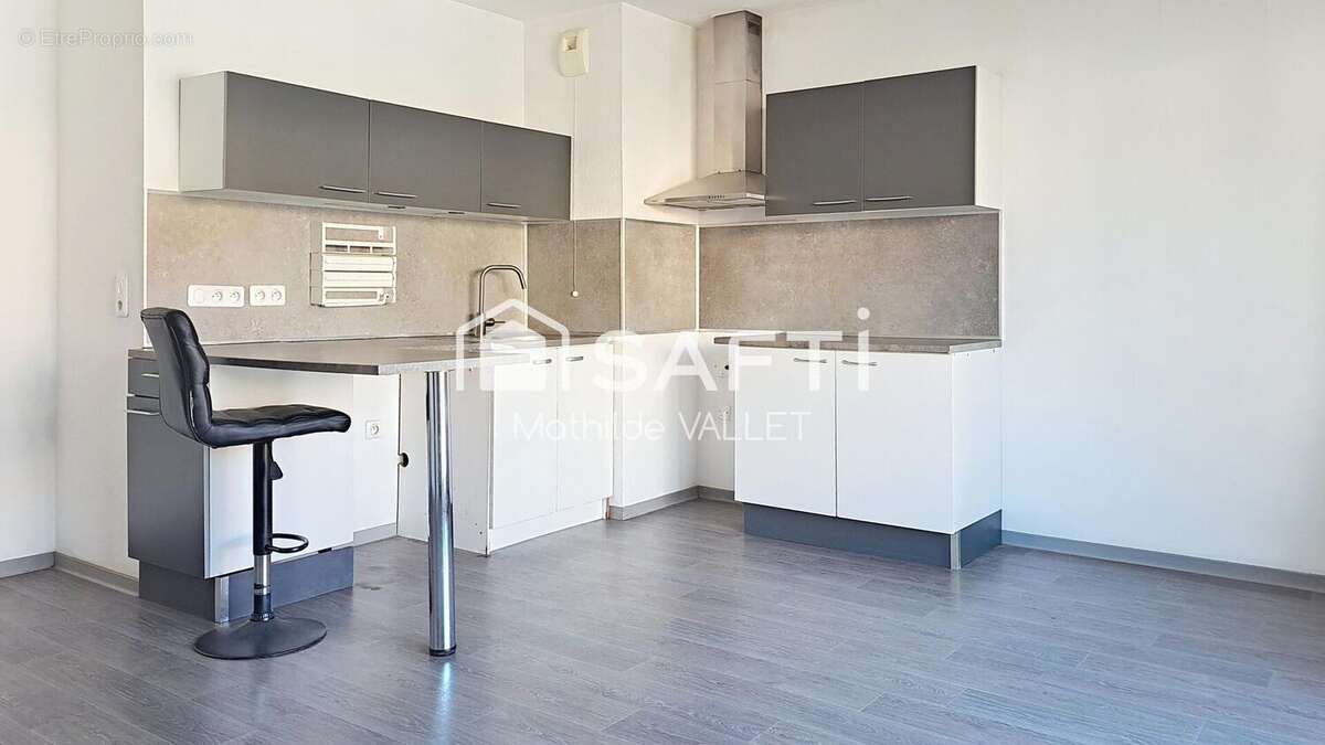 Photo 3 - Appartement à PUGET-SUR-ARGENS