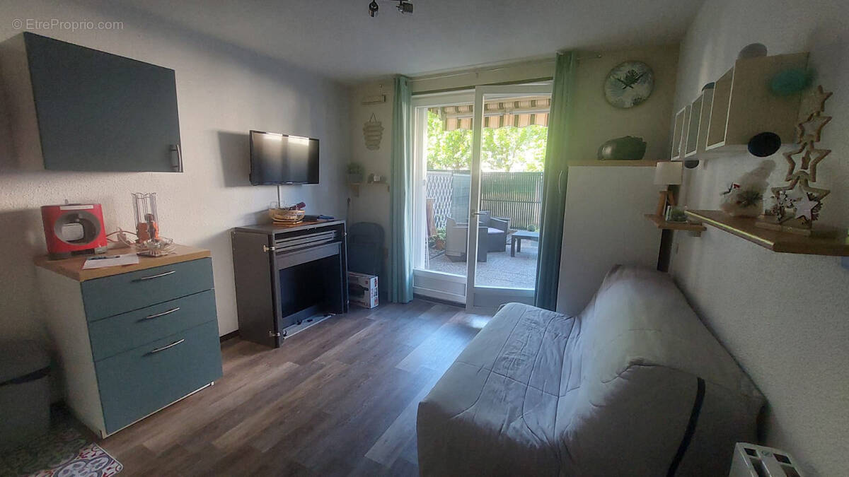 Appartement à ESQUIEZE-SERE