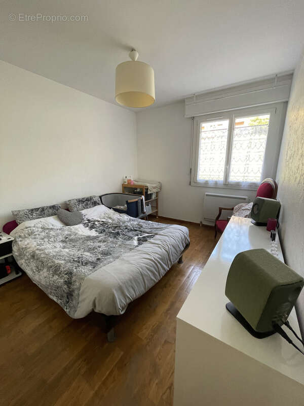 Appartement à SERANON