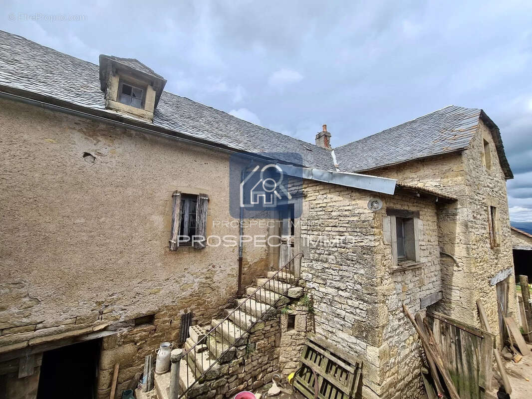 Maison à ESPALION
