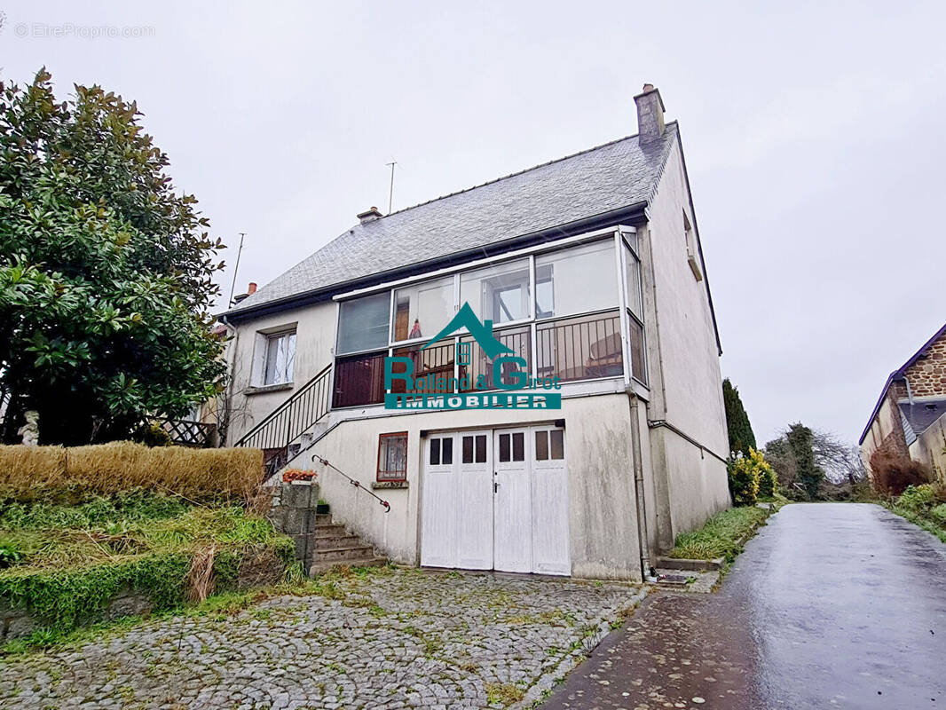Maison à SENS-DE-BRETAGNE