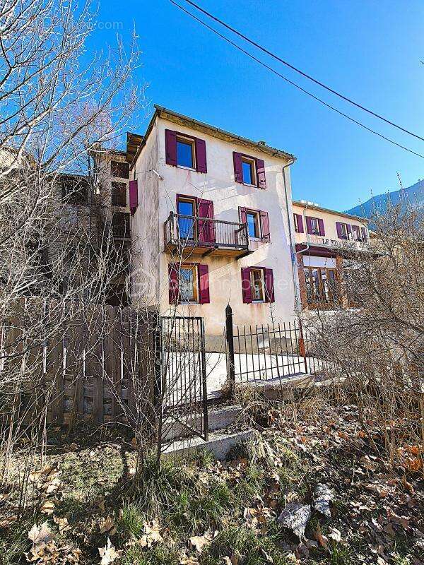 Appartement à BEAUVEZER
