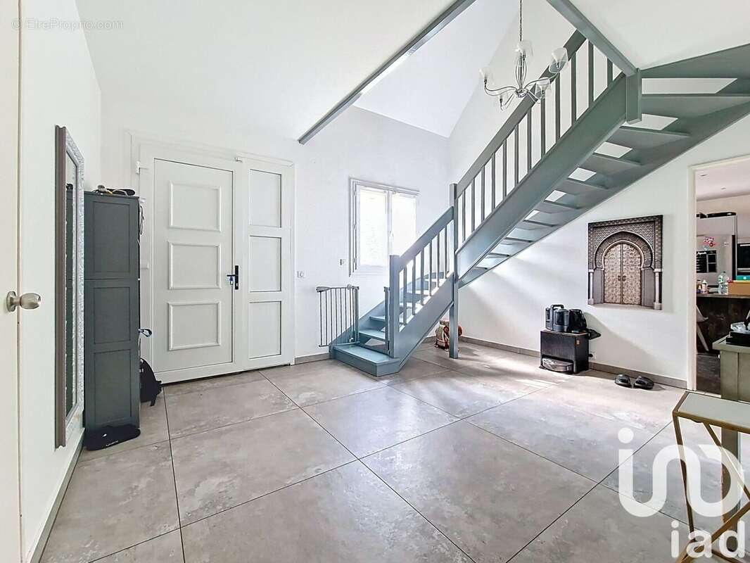 Photo 5 - Maison à LA QUEUE-EN-BRIE