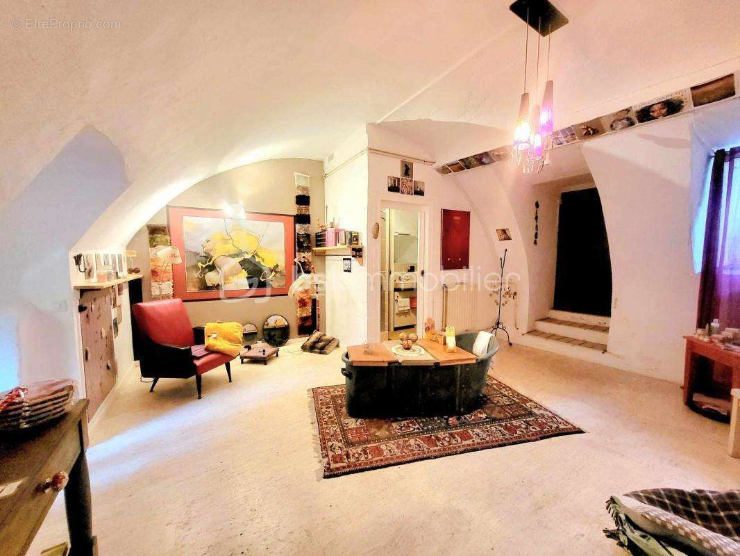 Maison à PRIVAS
