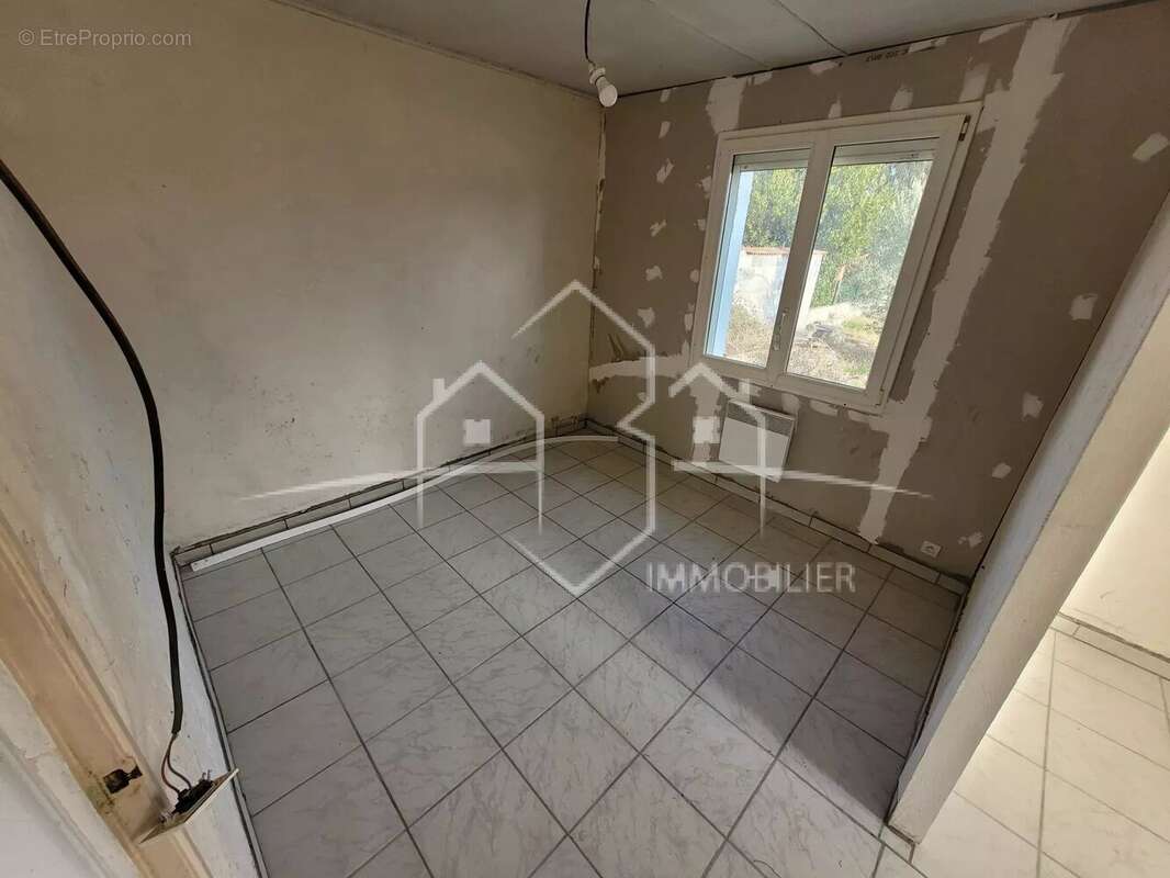 Maison à BEAUREPAIRE