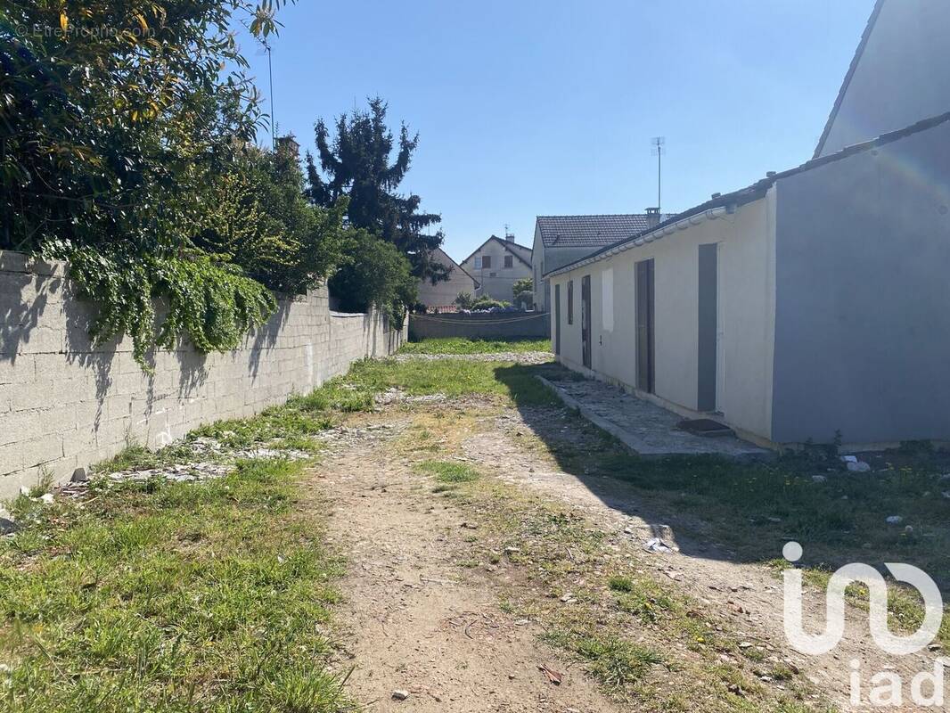 Photo 1 - Maison à VILLIERS-SUR-MARNE