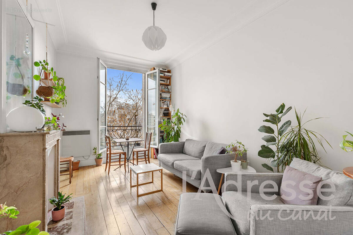 Appartement à PARIS-10E