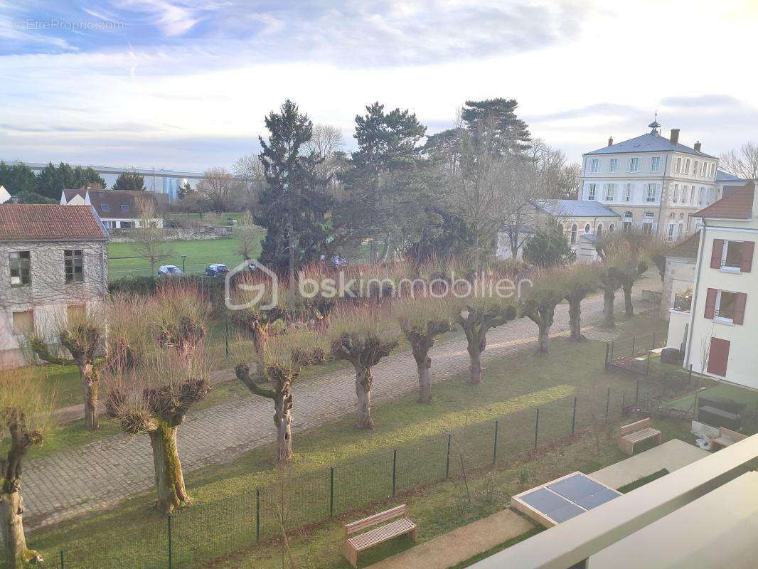 Appartement à BALLAINVILLIERS