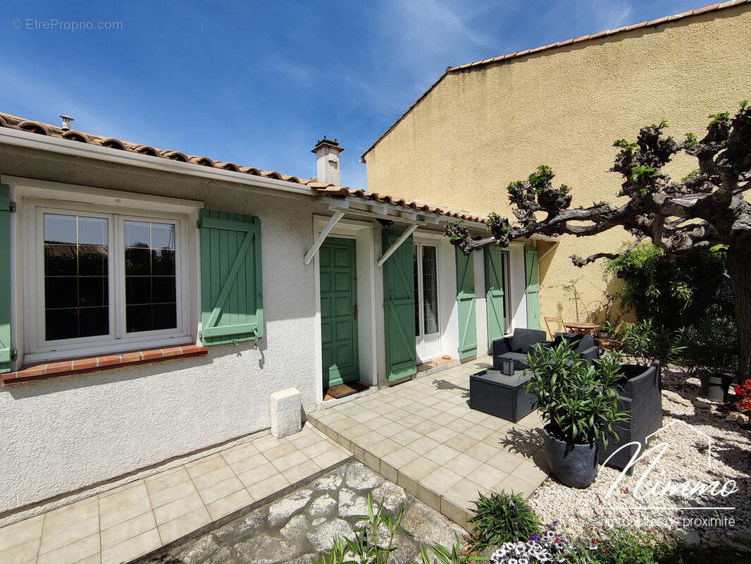 Maison à NIMES