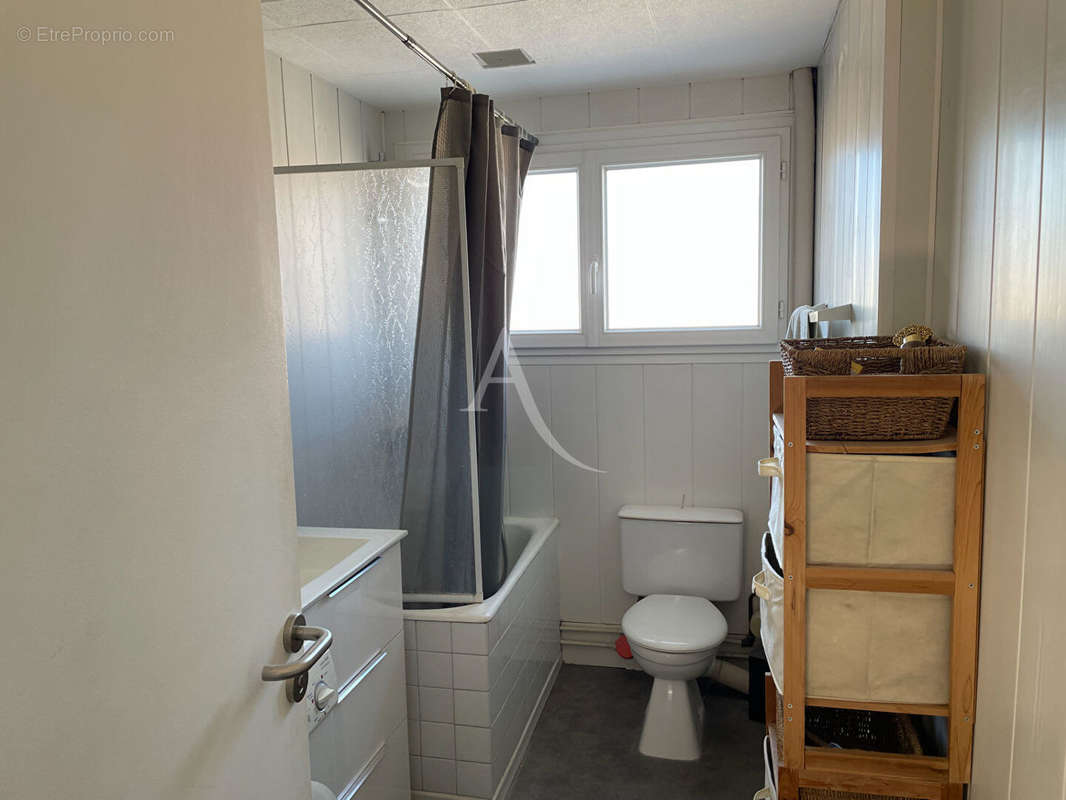Appartement à MONDEVILLE