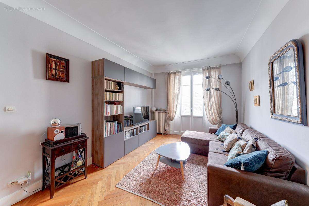 Appartement à LYON-6E