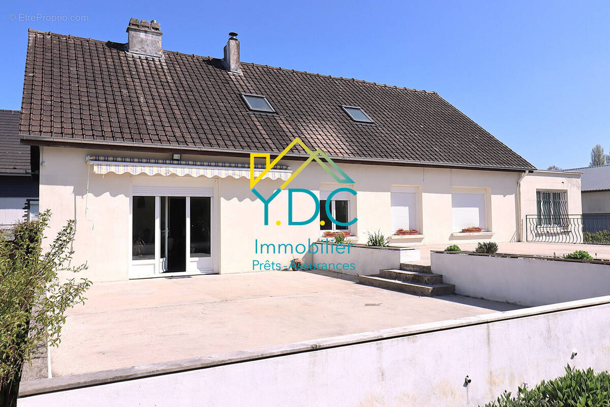 Maison à MONTVILLE