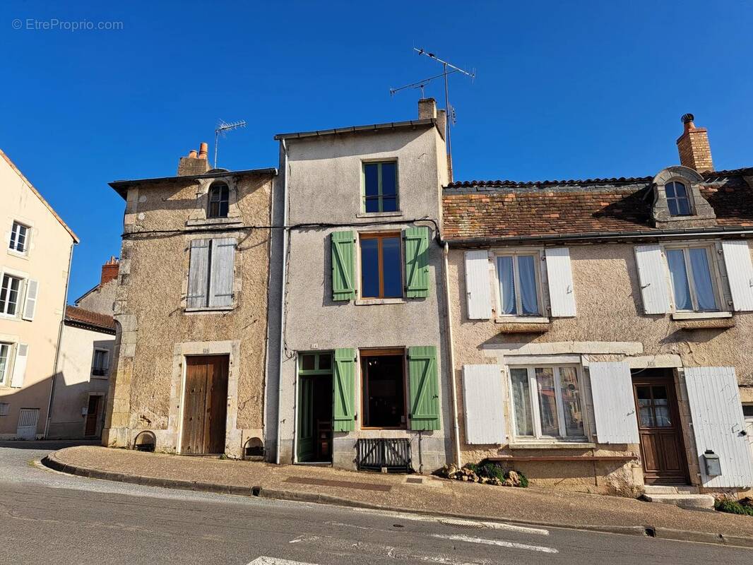 Maison à SAINT-SAVIN
