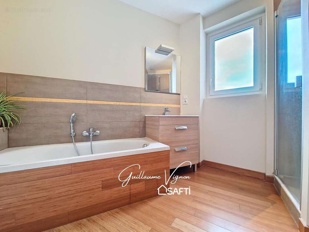 Photo 9 - Appartement à LYON-5E