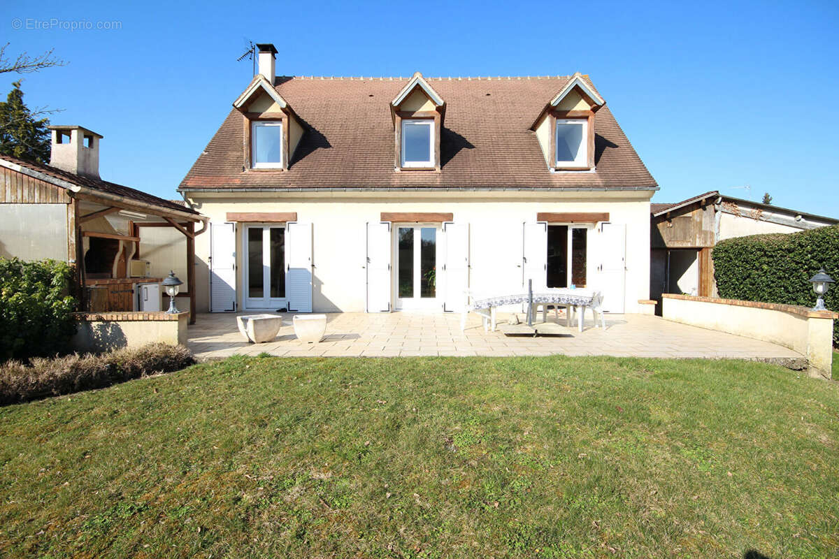 Maison à PONT-SAINTE-MAXENCE