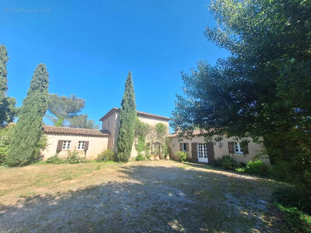 Maison à COGOLIN