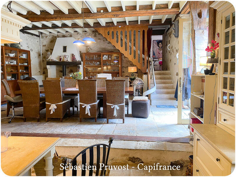Maison à SARRAZAC