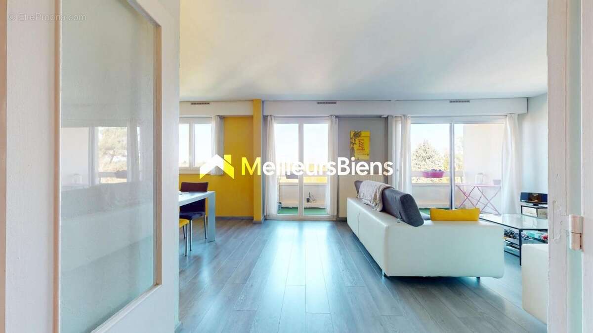 Appartement à MORSANG-SUR-ORGE