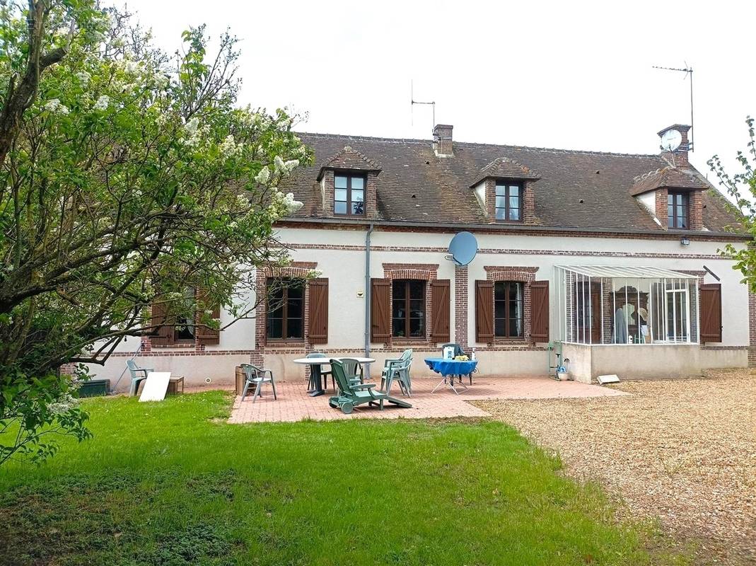 Maison à LA MADELEINE-DE-NONANCOURT