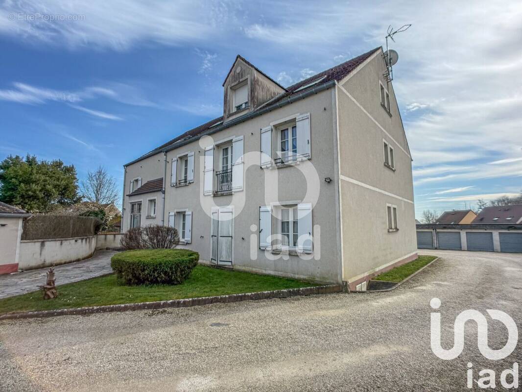 Photo 1 - Appartement à COULOMMIERS