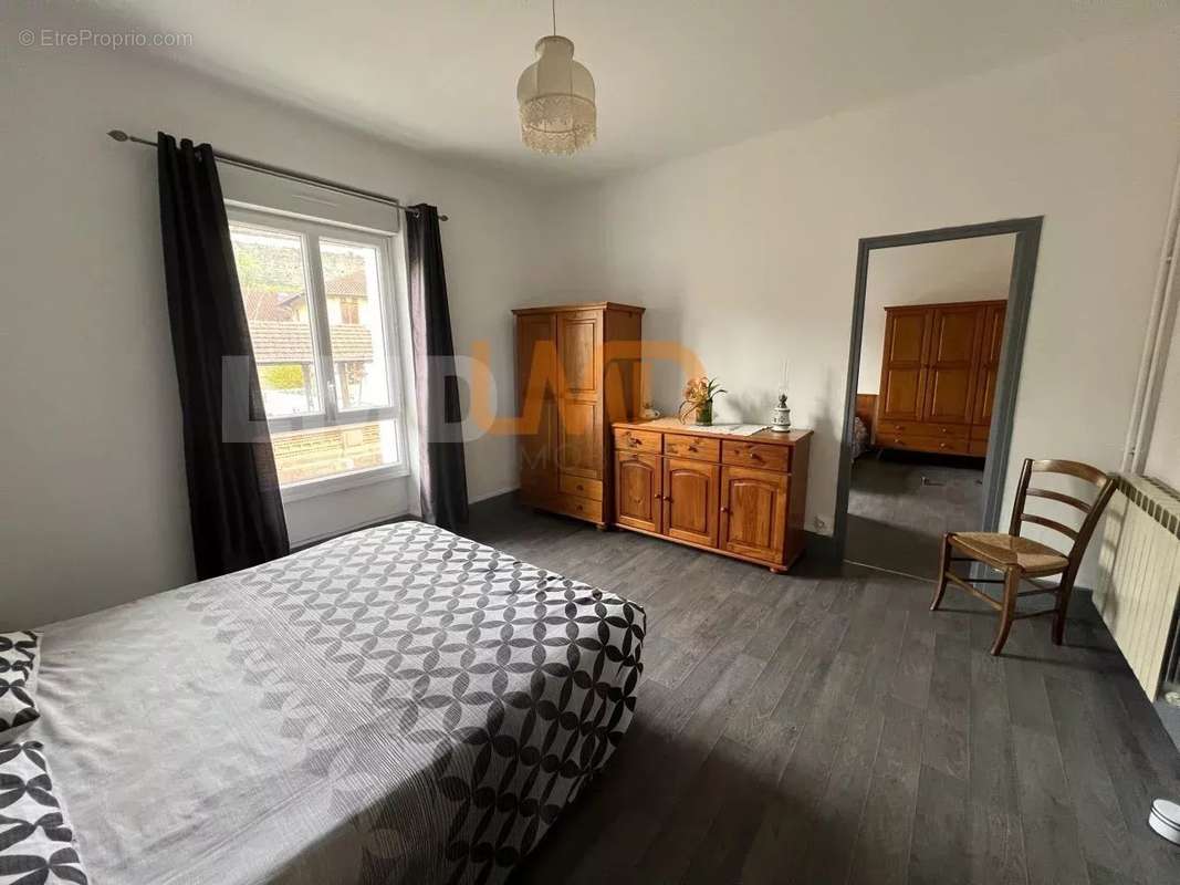 Appartement à AUBIN