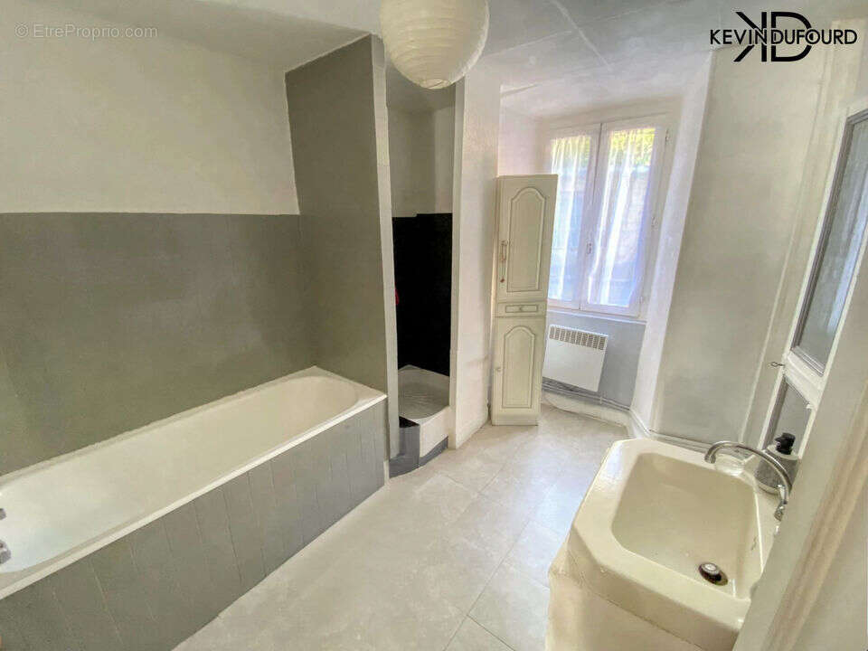 Appartement à LABEGUDE