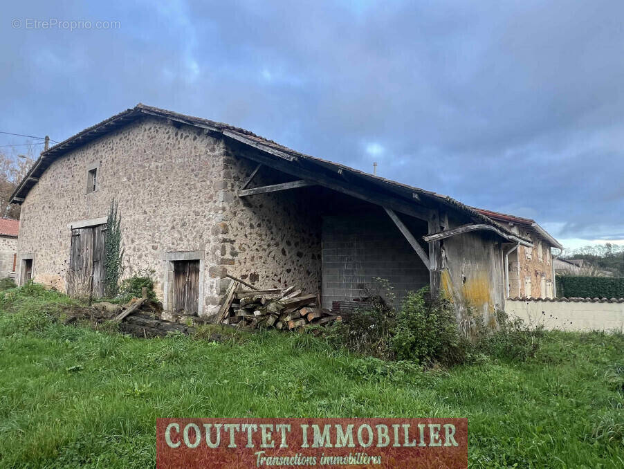 Maison à CHABANAIS