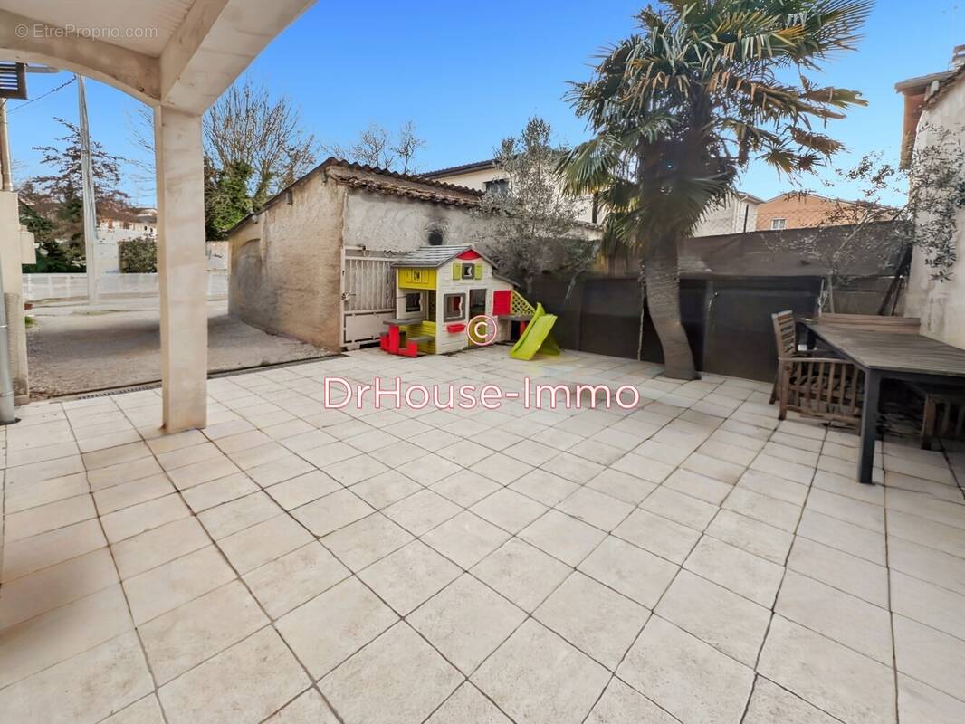 Maison à JASSANS-RIOTTIER