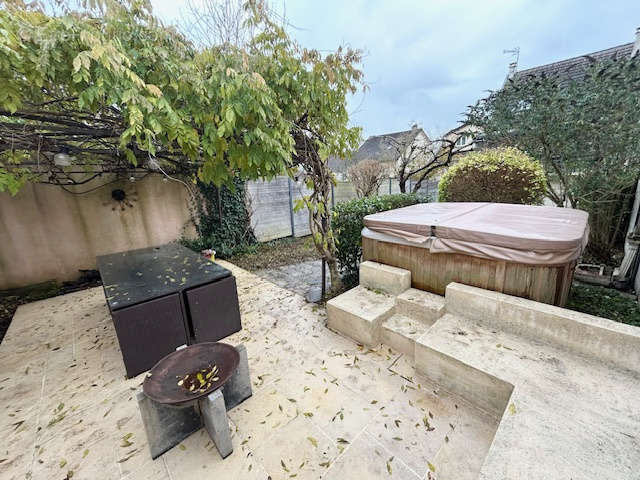 Maison à ARPAJON