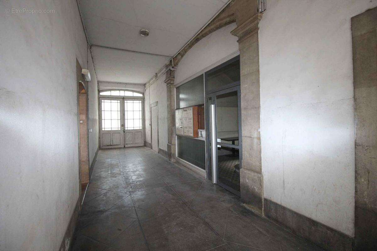 Appartement à CARCASSONNE