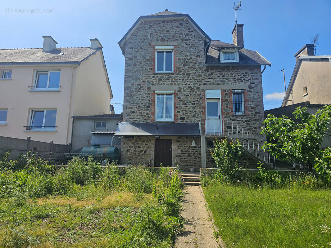 Maison à LAMBALLE