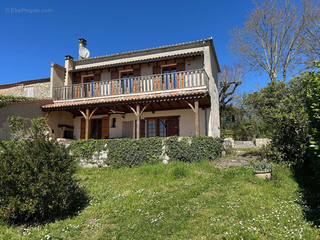 Maison à LAVARDAC