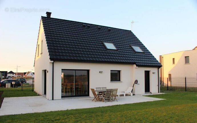 Maison à ANNAY