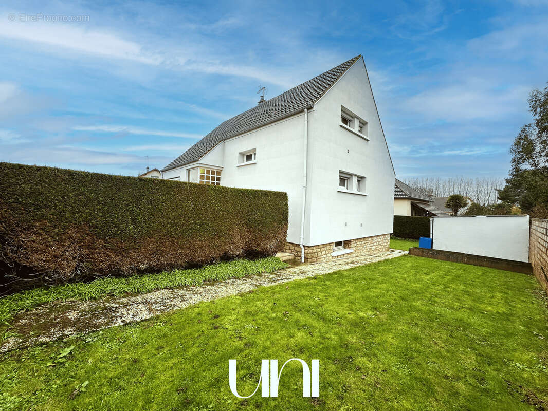 Maison à LUC-SUR-MER